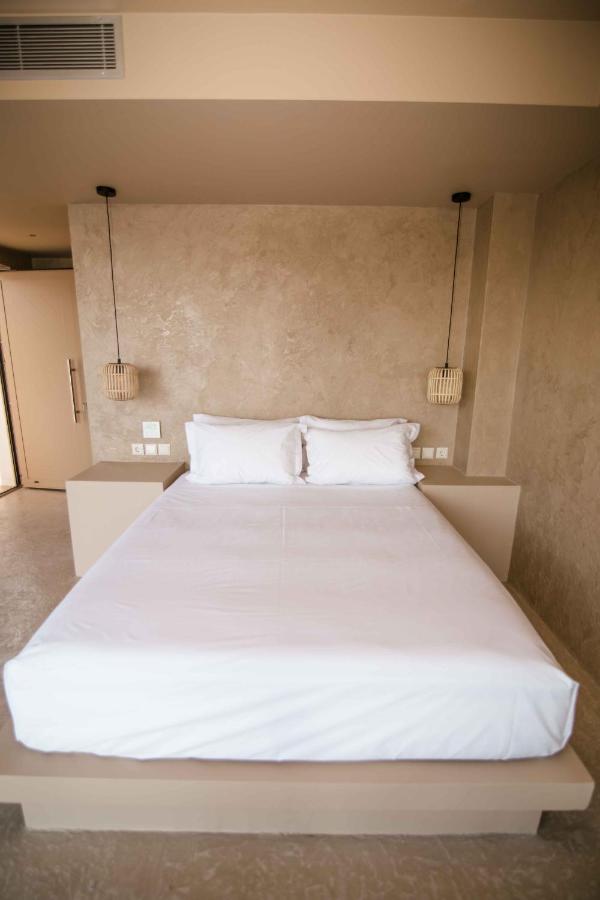 Mani Luxury Suites And Studios In Gytheio With Private Pools Eksteriør bilde