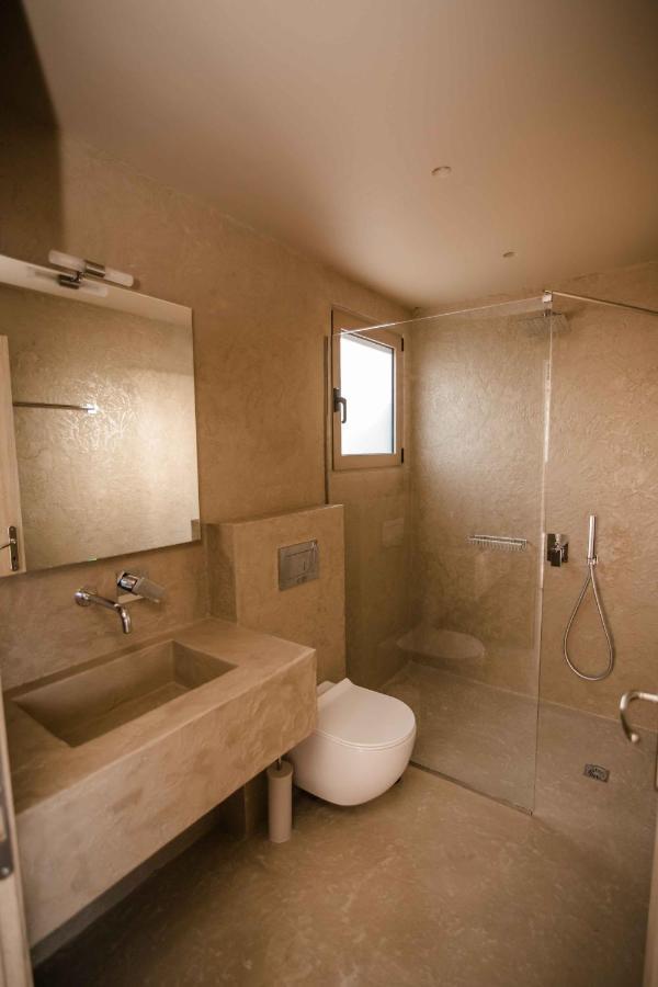 Mani Luxury Suites And Studios In Gytheio With Private Pools Eksteriør bilde