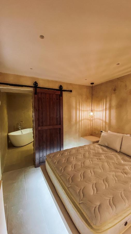 Mani Luxury Suites And Studios In Gytheio With Private Pools Eksteriør bilde