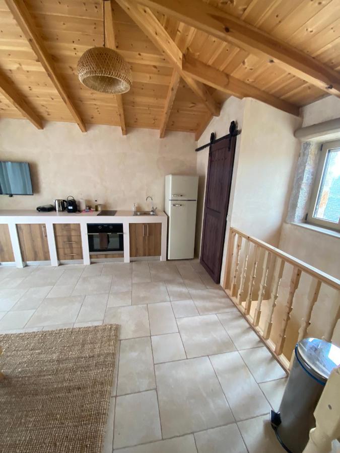 Mani Luxury Suites And Studios In Gytheio With Private Pools Eksteriør bilde