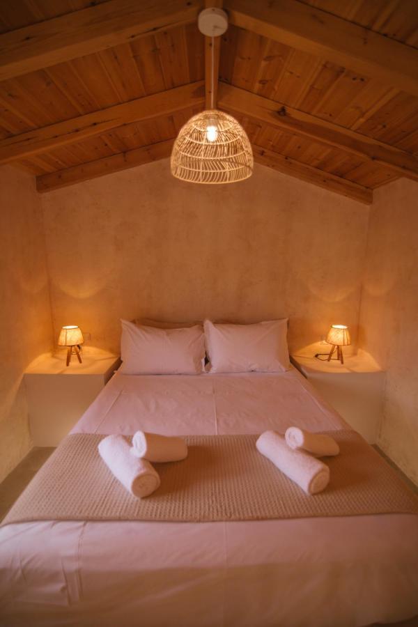 Mani Luxury Suites And Studios In Gytheio With Private Pools Eksteriør bilde