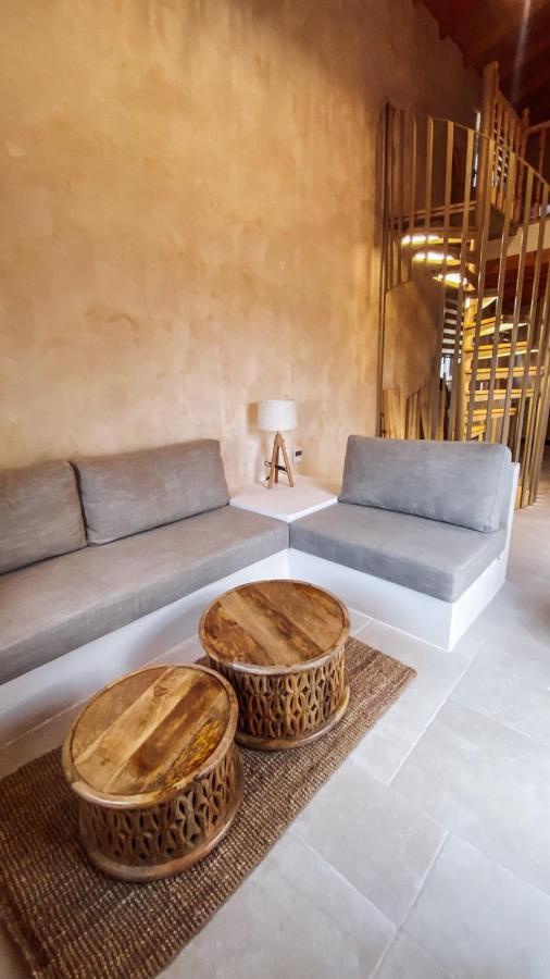 Mani Luxury Suites And Studios In Gytheio With Private Pools Eksteriør bilde